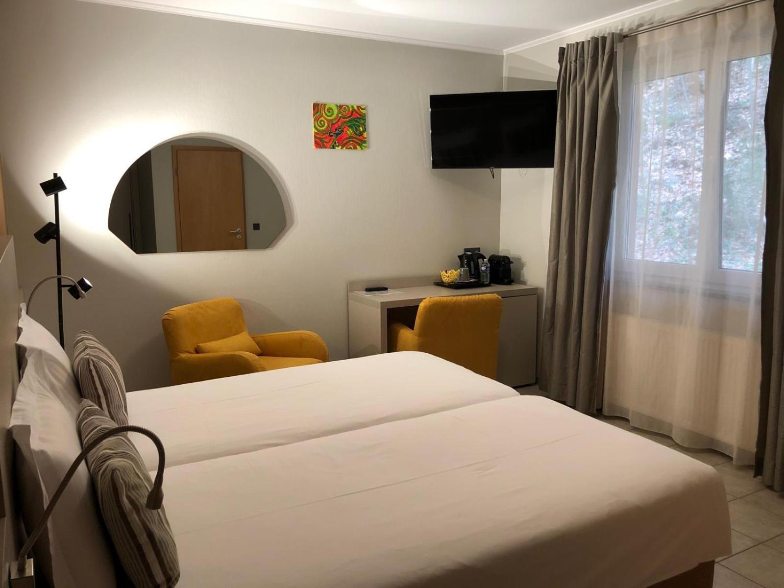 Appart-Hotel Gwendy Bour Ngoại thất bức ảnh