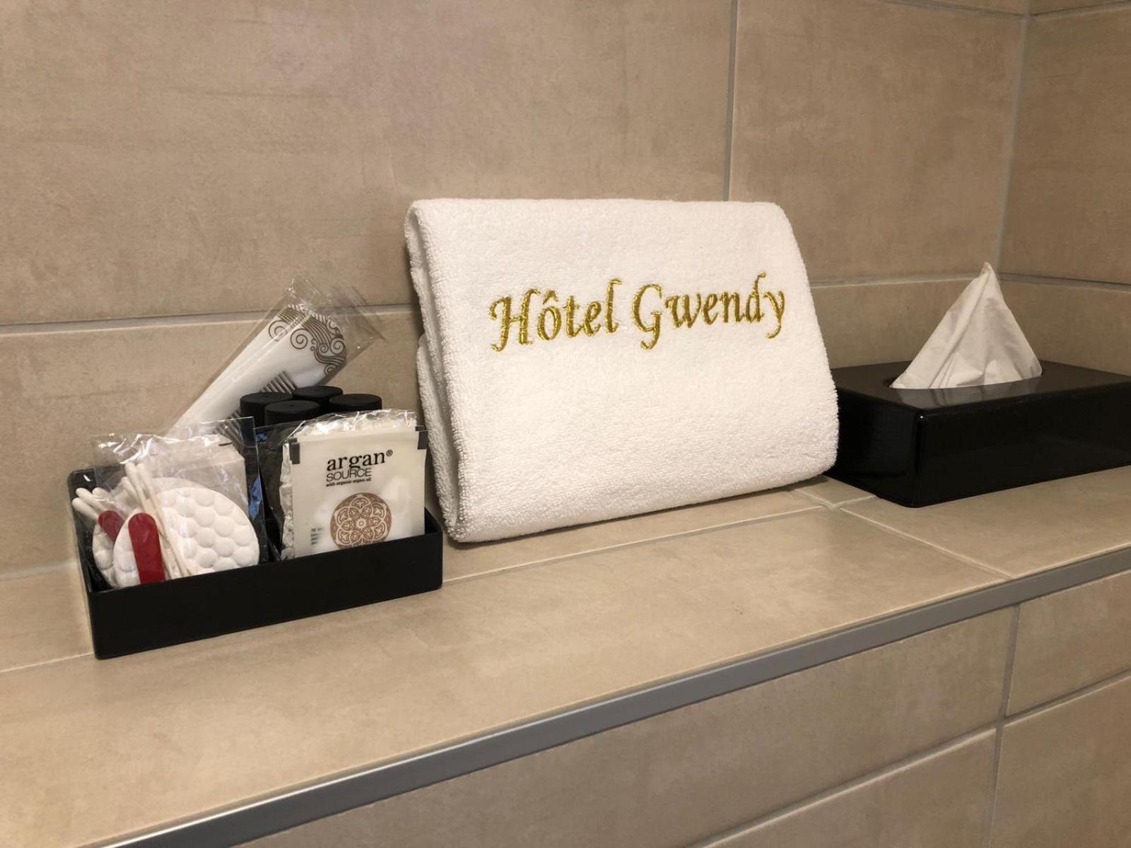 Appart-Hotel Gwendy Bour Ngoại thất bức ảnh